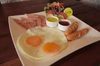 Chernchan Hostel - breakfast