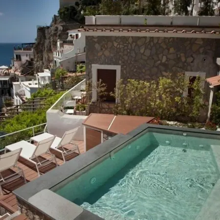 Amalfi Coast Luxury Villa with Swimming Pool
