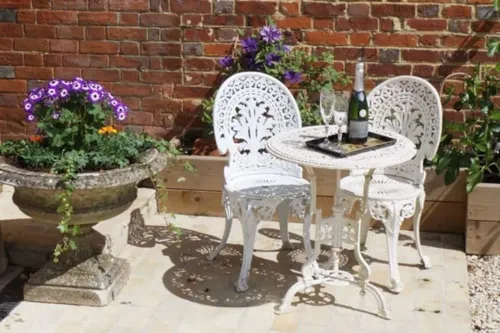 Bramble Bank 'CartShed'-1 Bed Cottage-Sleeps 2