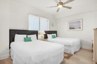 Hidden Dunes 405