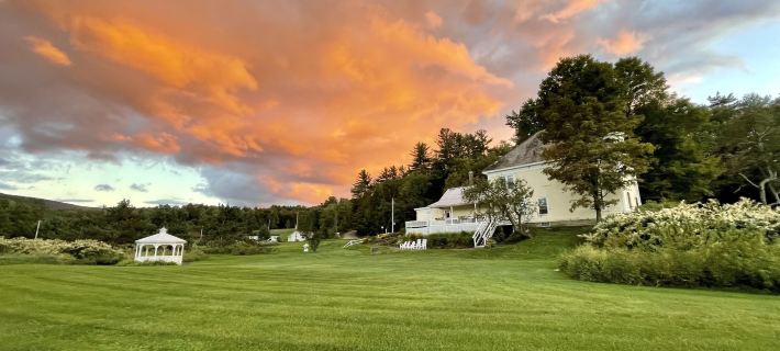 MAD River Inn Hotels in Washington County