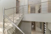 Villa With Private Pool In Beverly Hills