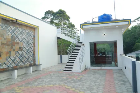 Royal Galaxy Inn by Elgozo