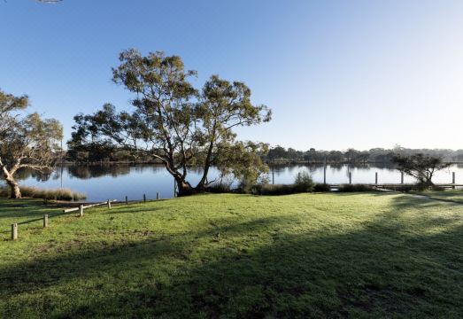 3. 인터내셔널 온 ..