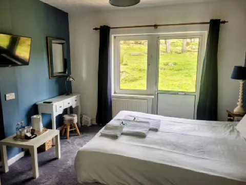 Wheal Tor Hotel & Glamping Hotel di 