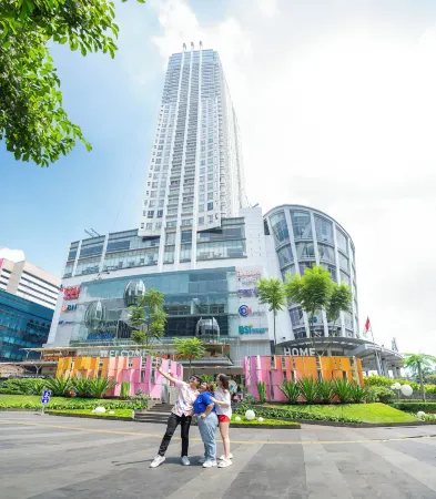 Harris Suites fx Sudirman Отели в г. Центальная Джакарта