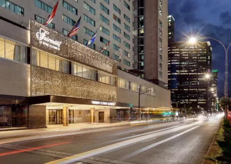 Fairmont the Queen Elizabeth Отели рядом с достопримечательностью «Университет Конкордьа»