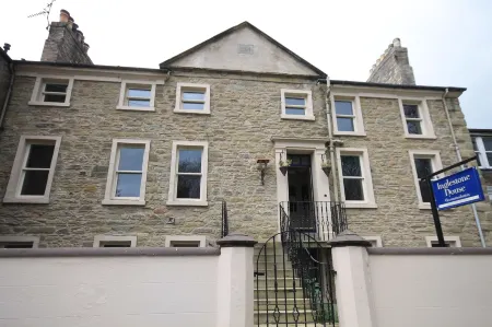 Inglestone House Guest House