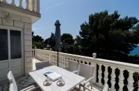 Apartments Villa Dingač
