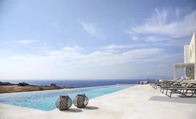Aplai Dome Hotels near Oia Caldera