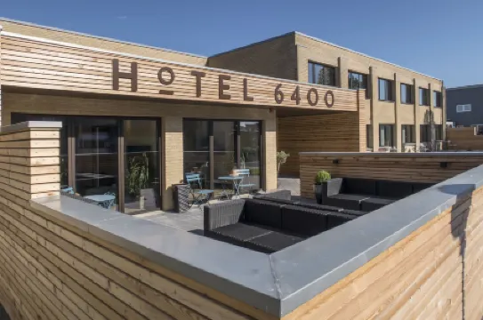 Hotel 6400