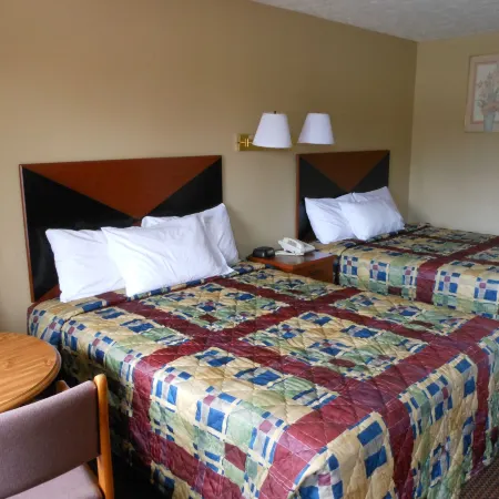 McClellan Inn