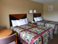 McClellan Inn - parking