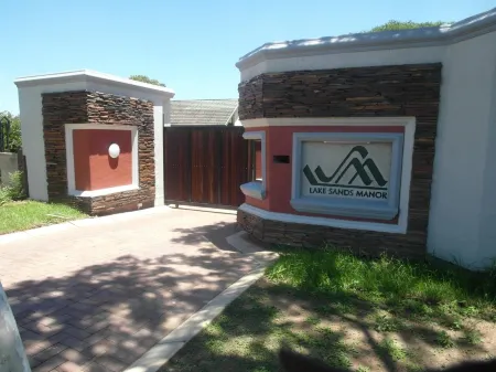 Lake Sands Manor Отели в г. Питермарицбург