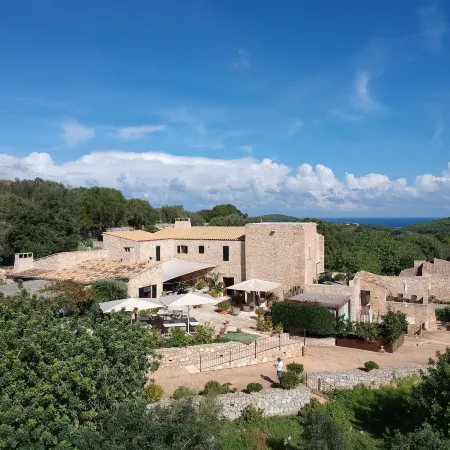 Cases de Son Barbassa Hotel & Restaurant