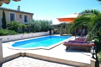 Mas Tolosan Hotels in Vauvert