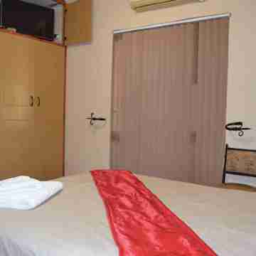 Esme's Guest House Rooms