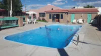 Cozy Inn - Pools