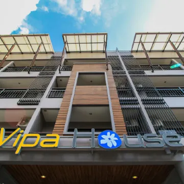 Vipa House Phuket Отели рядом с достопримечательностью «Ват-Чалонг»