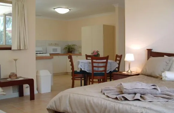 諾什與諾德埃文露台酒店