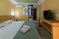 Safari Natal Beach Hotel Hotels in Натал
