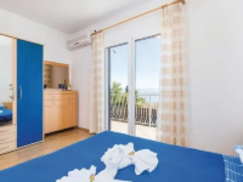 Holiday Home Sea View Hoteles en Brseč