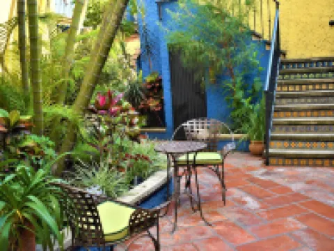 La Villa del Ensueno Boutique Hotel Hotels near El Parian