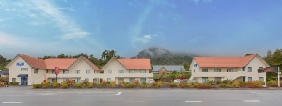 美景福克斯冰河汽車旅館