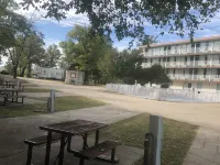 Willow Tree Inn Branson