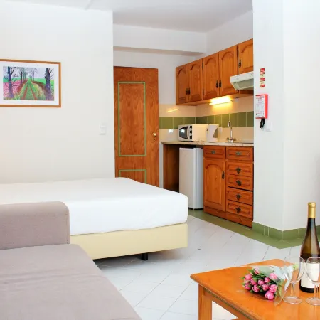 Ourabay Hotel Apartamento - Art & Holidays