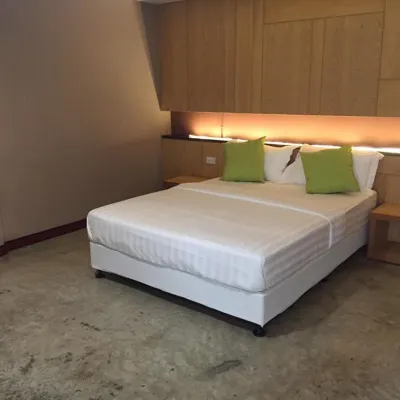 Rata Inn Boutique Hotel Hotels near Wat Petch Charik