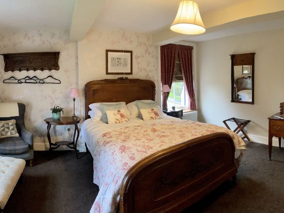 Eagle House - Award Winning Luxury B&B and Apartment