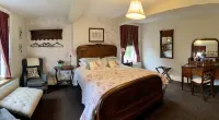 Eagle House - Award Winning Luxury B&B and Apartment Hotels near The Picture House - JD Wetherspoon