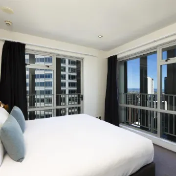 Auckland Harbour Suites Отели рядом с достопримечательностью «Норт Хед»