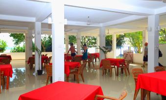 Paradise Beach Resort - Housity
