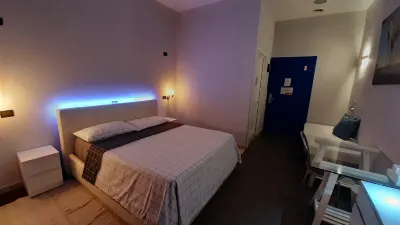 Youth Station Hostel Hotel a 