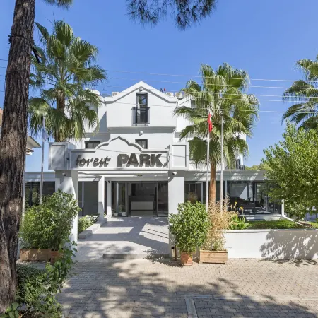 Forest Park Hotel