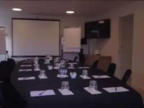 Onetangi Beach Apartments Hotels in Waiheke Island