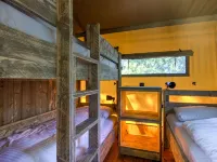 Glamping Tent in Tranquil Park Hotels in Dalfsen