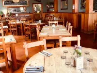 HarbourView Hotel Hotels in Raglan