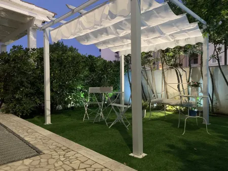 White House Luxury Hospitality