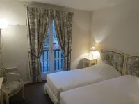 Hostellerie du Royal Lieu Hotels in Compiegne