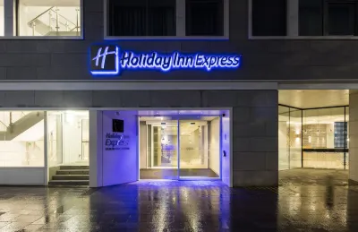 Holiday Inn Express Dublin City Centre Hotels near The Corkscrew Wine Merchants