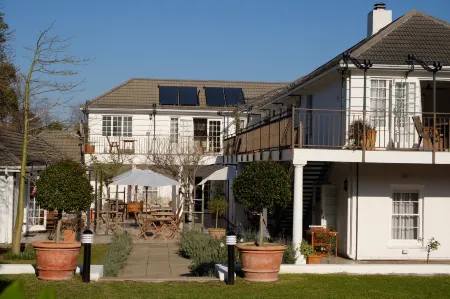 Constantia White Lodge Guest House