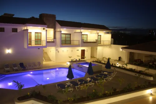 Marena Suites & Apartments -  Apartamentos vacacionales