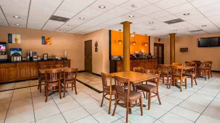 Best Western Plus the Woodlands
