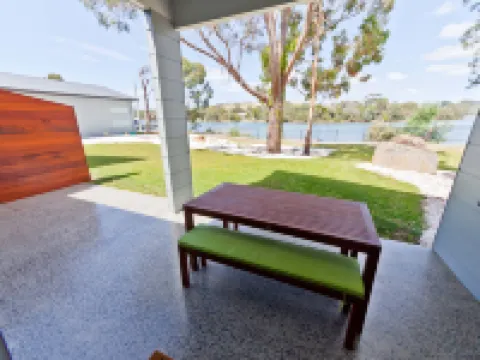 Waterfront Apartments Hotéis em Devonport