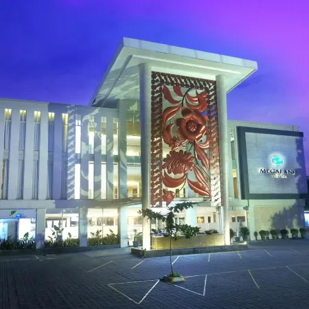 Megaland Hotel Solo
