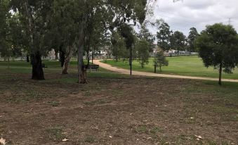 ReadySet Apartments on Altona