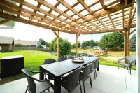 Beachfront 5-bedroom vacation home